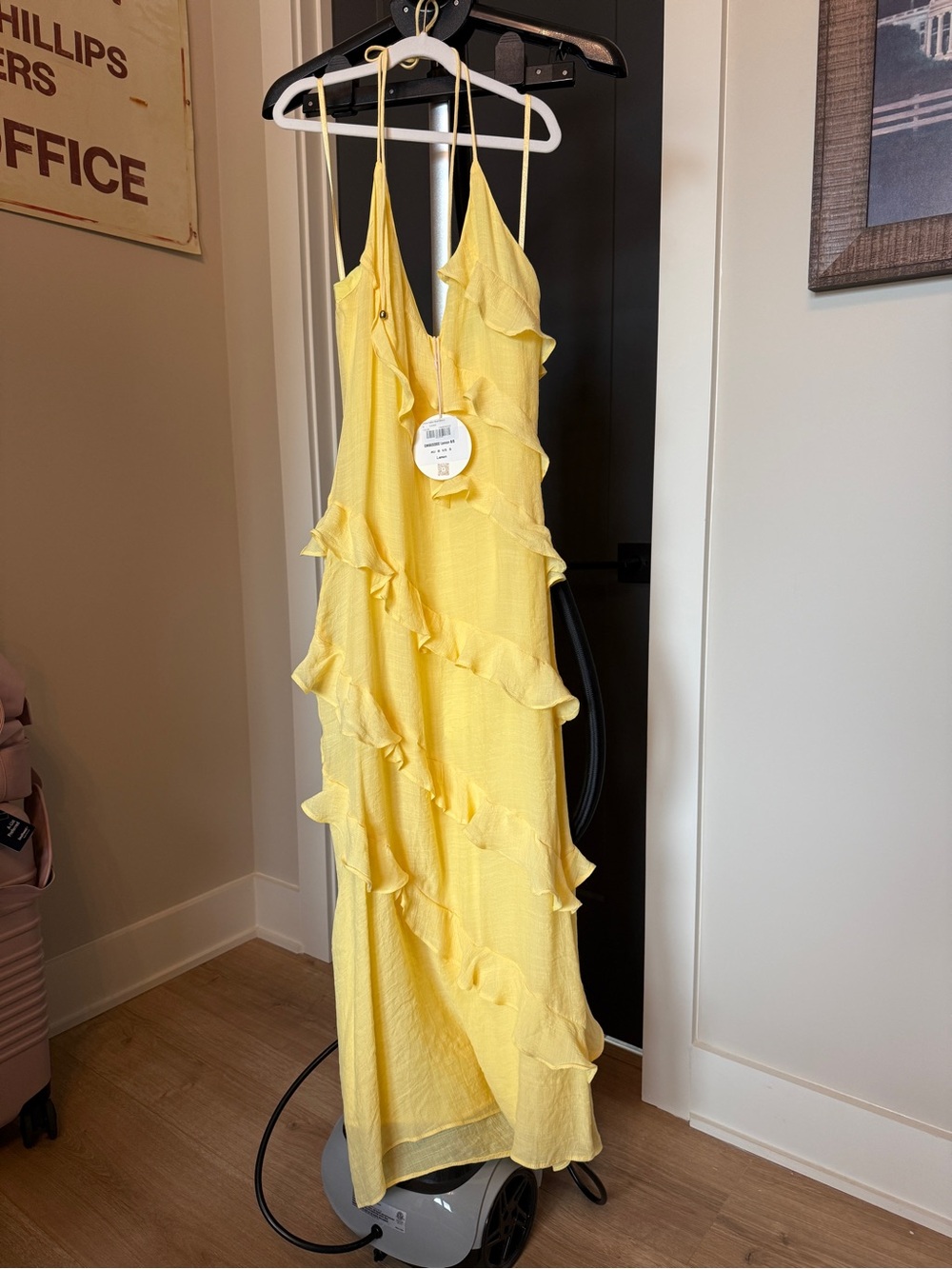 Here comes the sun- yellow dress size 4, nwt